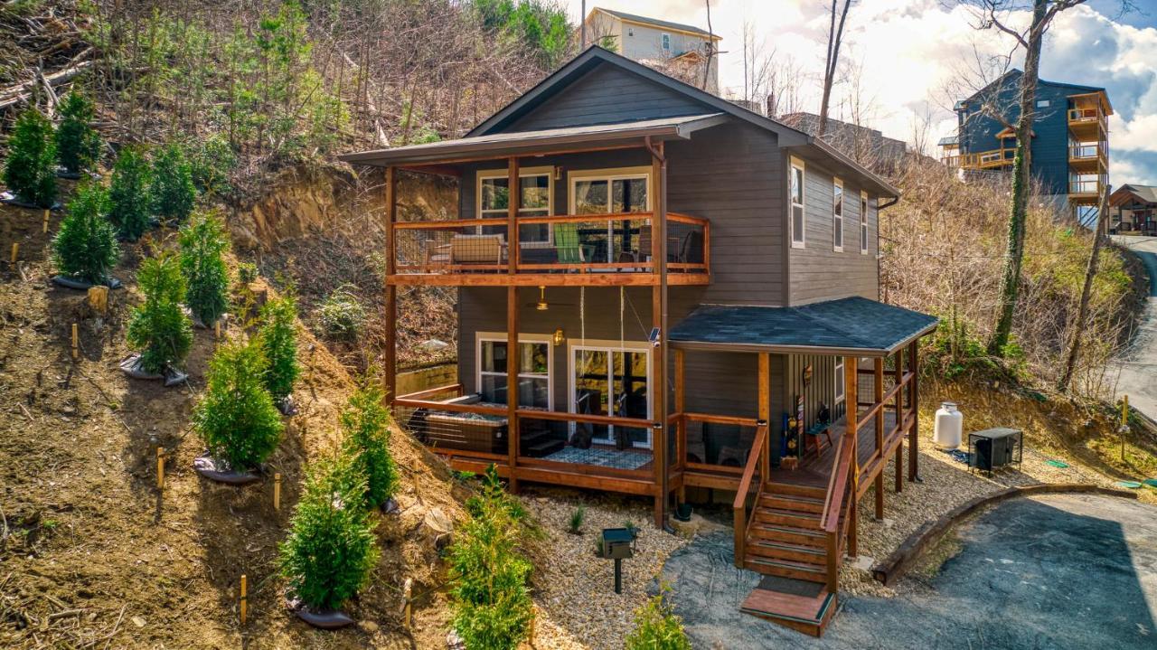 Mins To Gburg Sleeps 8 Hot Tub Arcade Area Pool Villa Gatlinburg Dış mekan fotoğraf